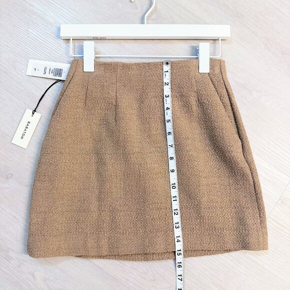 NWT Wilfred KINSLEY SKIRT, Size 2 | GOLD CAMEL | Aritzia - Picture 7 of 8